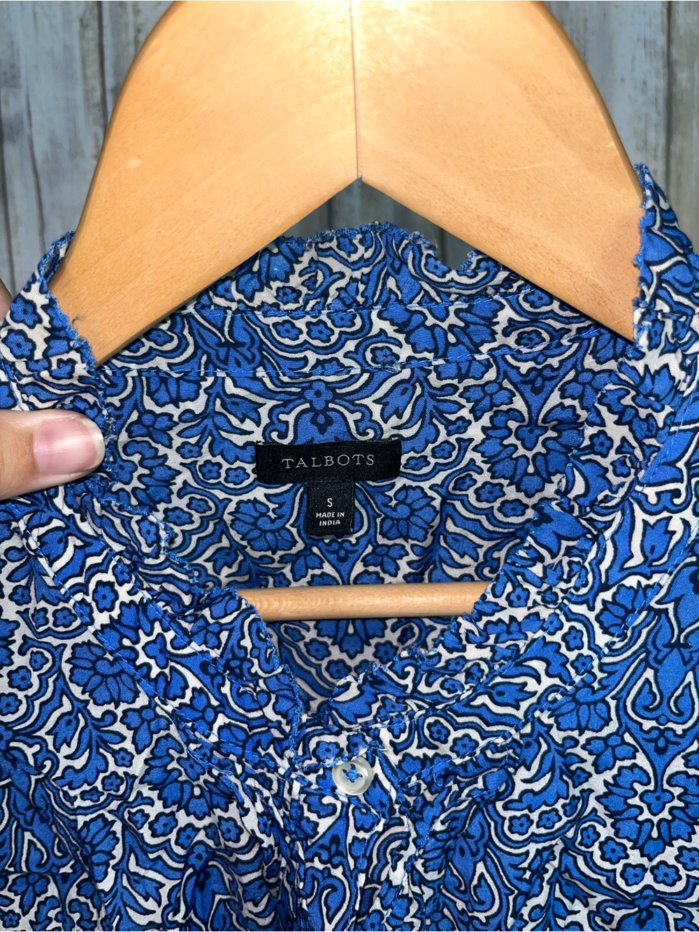 Talbots Ruffle Button Front Top Woodland Damask Blue Floral Small S - Picture 7 of 8